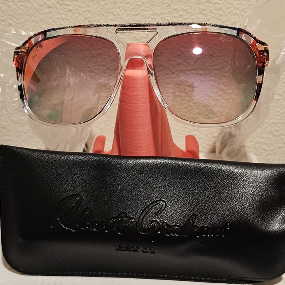 Robert Graham Accessories - Robeet Graham Zues Sunglasses